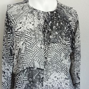 100 % silk Chico's size 3 blouse super light